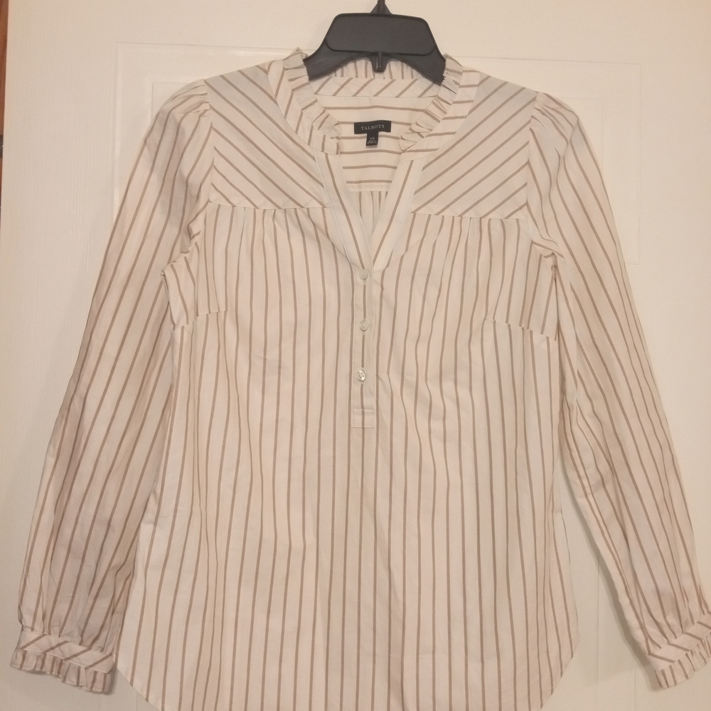 Talbots White Fitted Bib Collar Blouse